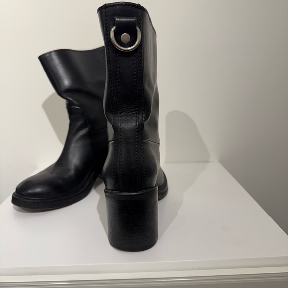 Black leather Acne motorcycle boot with heel. - Picture 3 of 4